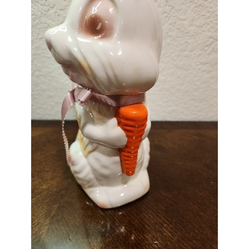Vintage Ceramic Rabbit Holding A Carrot 14 " - Picture 4 of 9